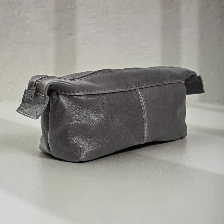 Unisex Leather Toiletry Bag